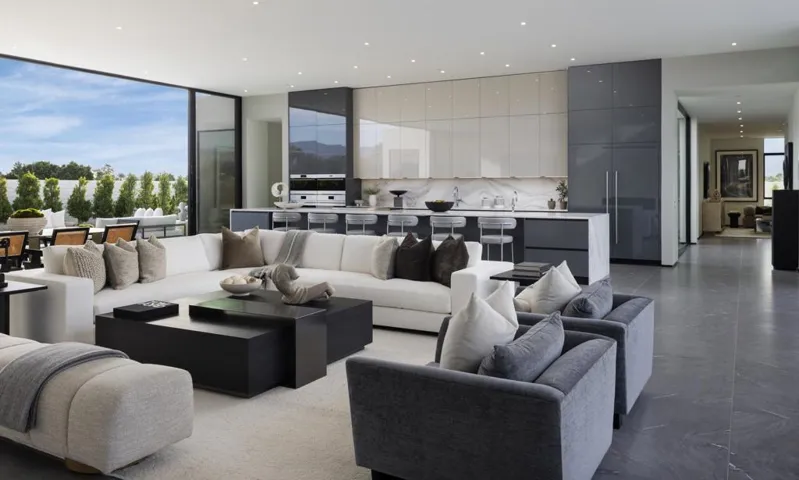 Living Area(12) Crop