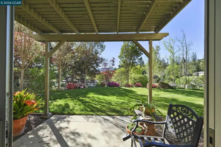 1201 Skycrest Dr 2, Walnut Creek, California 94595