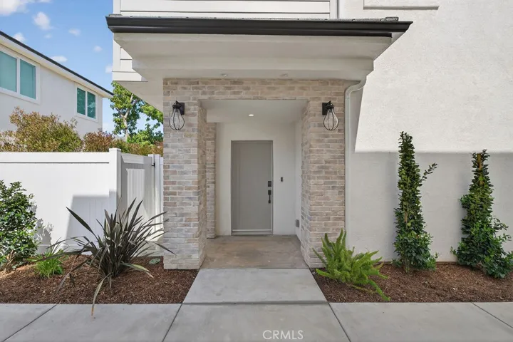 15336 Colorado Avenue, Paramount, California 90723
