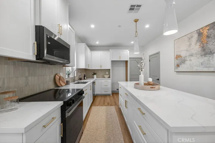 15336 Colorado Avenue, Paramount, California 90723