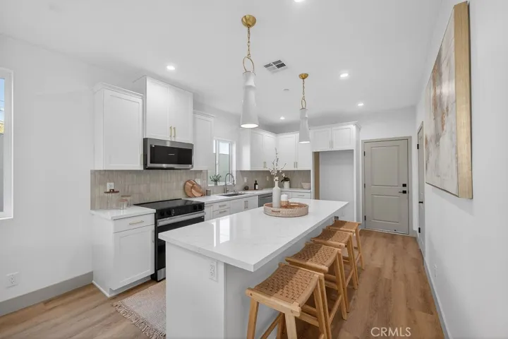 15336 Colorado Avenue, Paramount, California 90723
