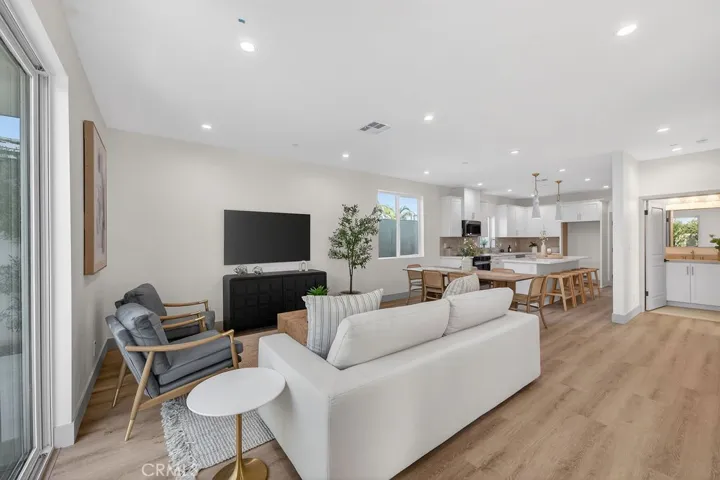 15336 Colorado Avenue, Paramount, California 90723