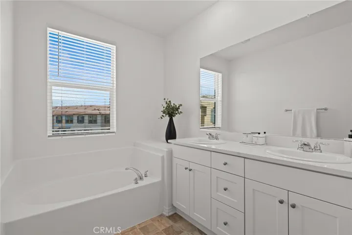 Primary Bathroom, Dual Vanities, Soaking Tub & Separate Shower