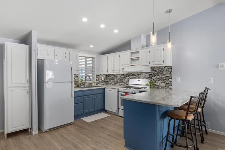 211 N Citrus Avenue 31, Escondido, California 92027