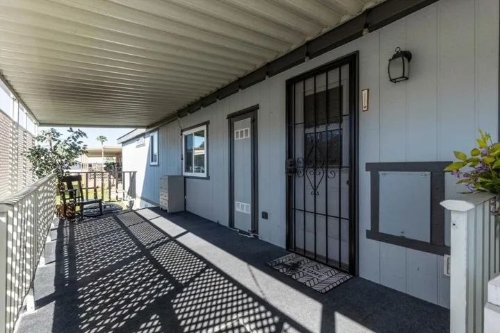 211 N Citrus Avenue 31, Escondido, California 92027