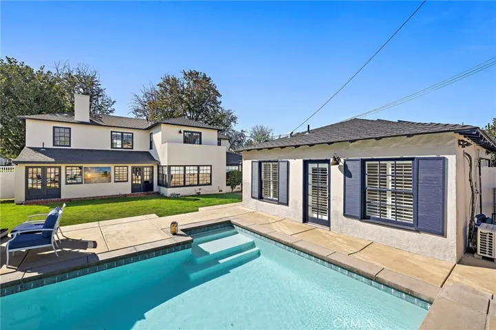 3930 Myrtle, Long Beach, California 90807