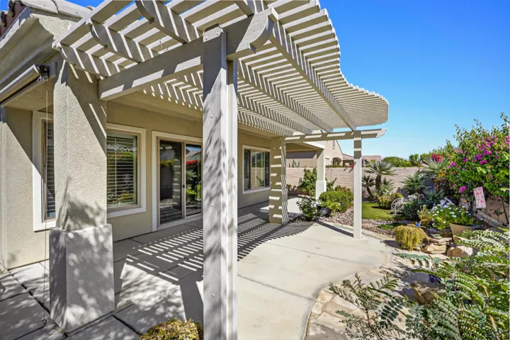 81579 Avenida De Baile