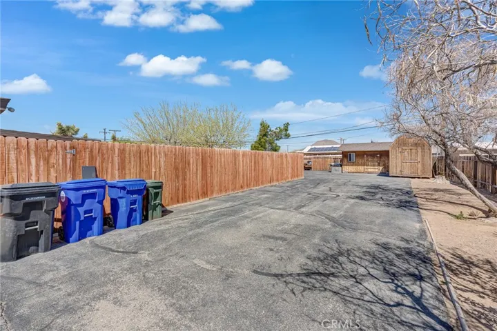 20936 Wigwam Street, Apple Valley, California 92307