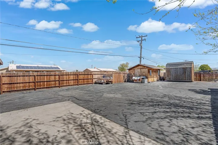 20936 Wigwam Street, Apple Valley, California 92307