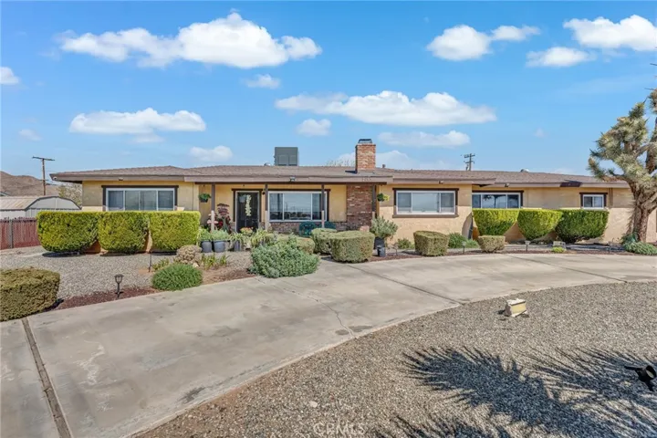 20936 Wigwam Street, Apple Valley, California 92307