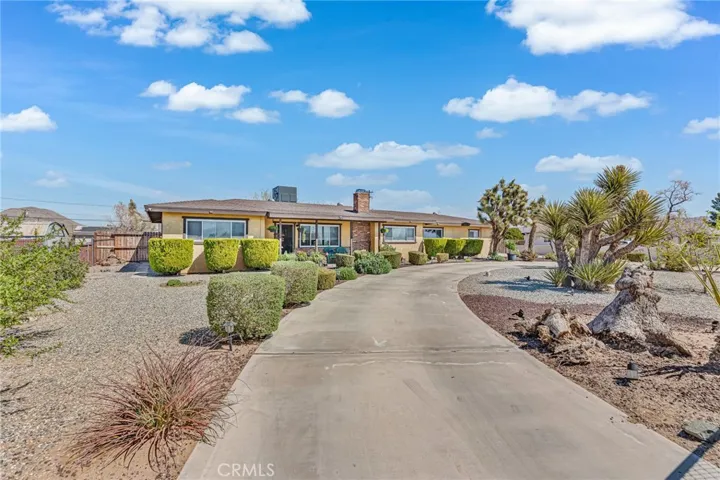 20936 Wigwam Street, Apple Valley, California 92307