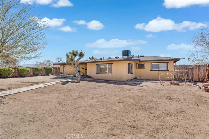 20936 Wigwam Street, Apple Valley, California 92307