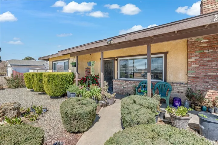 20936 Wigwam Street, Apple Valley, California 92307