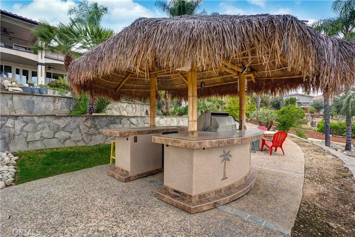 Palapa Built in BBQ