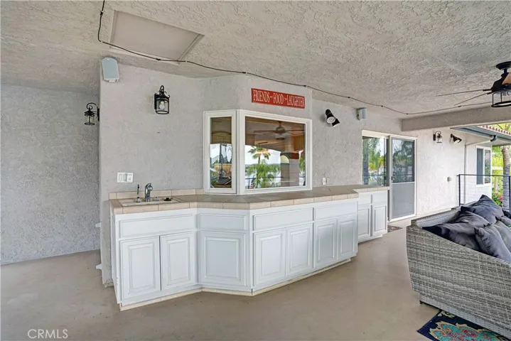 Outdoor wet-bar on Deck