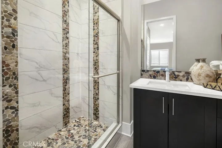 Junior Suite Bathroom