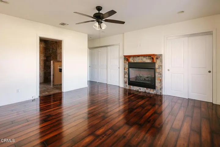 073DAMORE_6552 N Vista