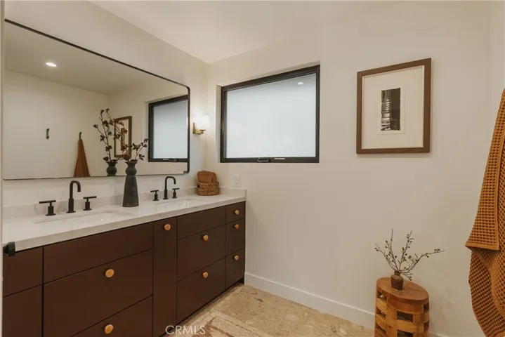 5401 E El Parque, Long Beach, California 90815