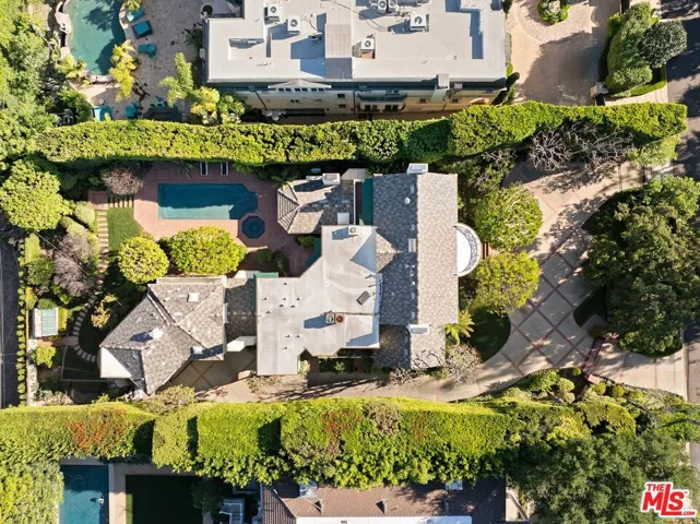 524 N Rockingham Avenue, Los Angeles, California 90049