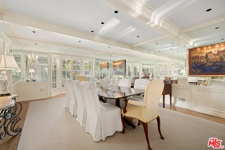 524 N Rockingham Avenue, Los Angeles, California 90049