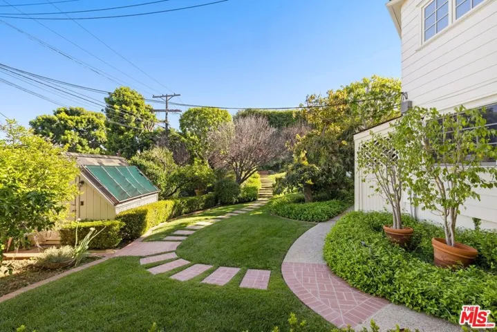 524 N Rockingham Avenue, Los Angeles, California 90049