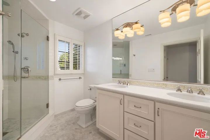 524 N Rockingham Avenue, Los Angeles, California 90049