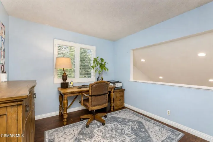 6103D04C-B3DB-4F2A-8FDF-50D11635D5D6