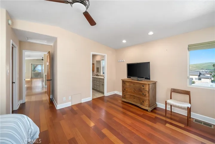Master suite