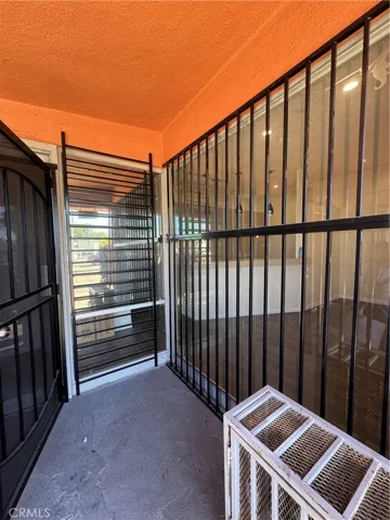 right building  $1900 monthly
