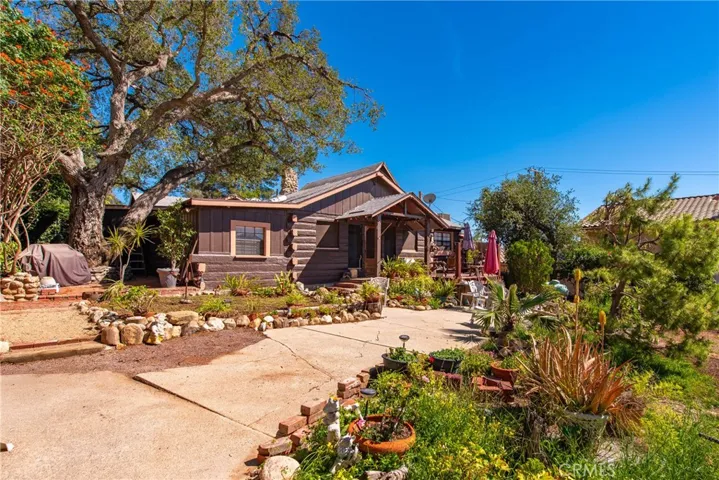 23324 Raymond Street, Chatsworth, California 91311