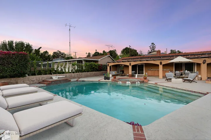 7031 Rivol Rd - West Hills MLS-22