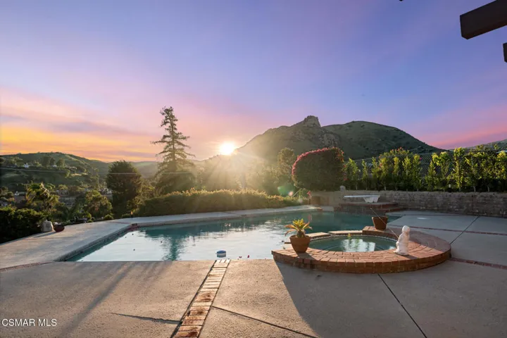 7031 Rivol Rd - West Hills MLS-31