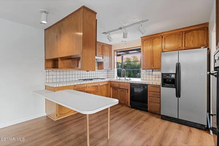 7031 Rivol Rd - West Hills MLS-9