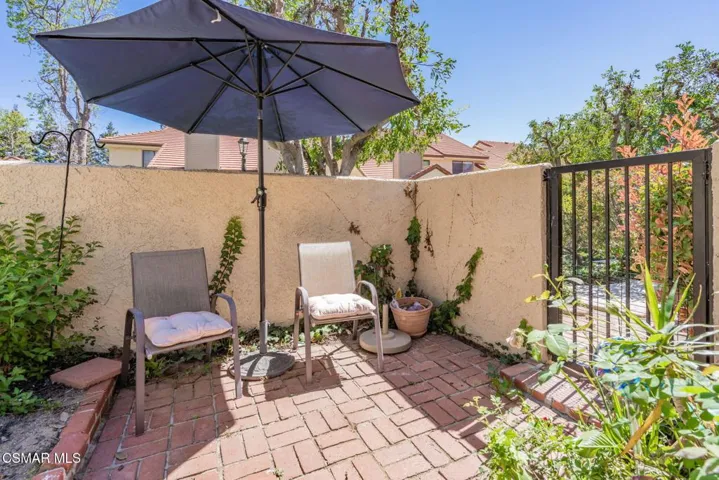 25-web-or-mls-_CK12510