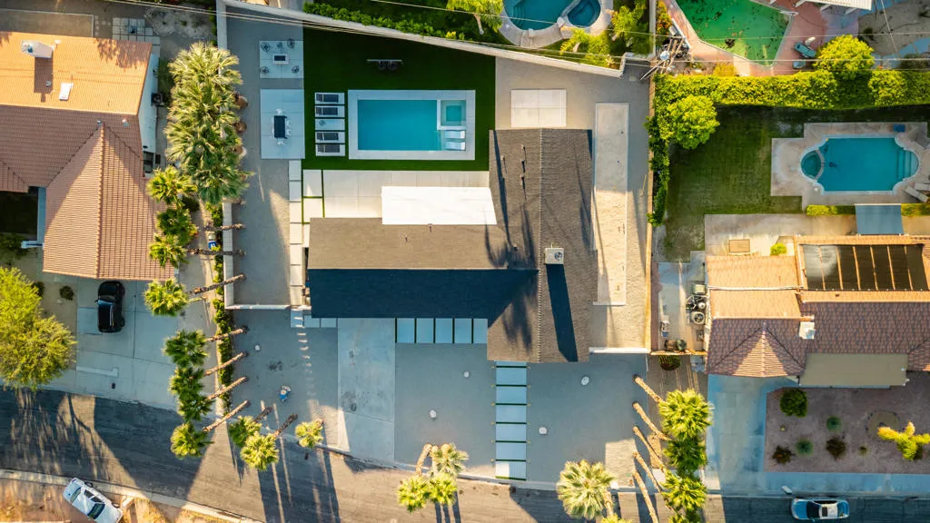 Deborah_Drone-6