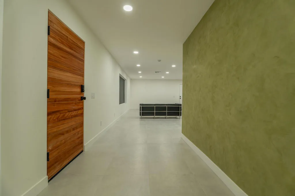 Deborah_Interior-14