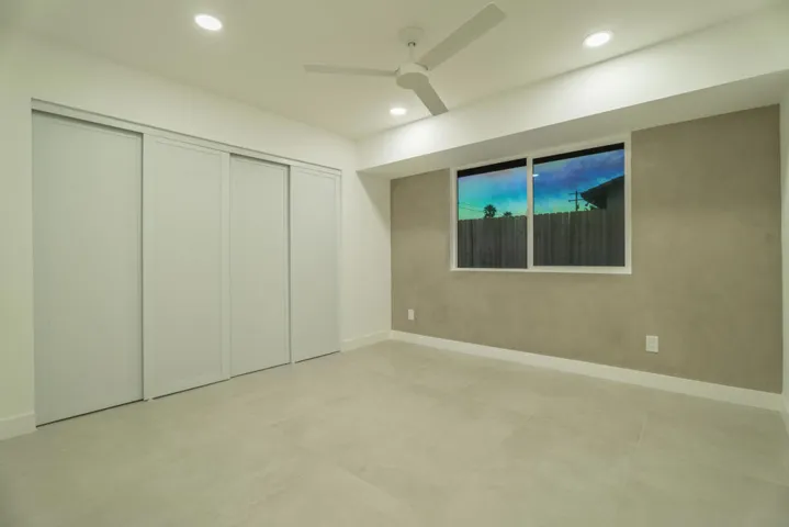 Deborah_Interior-11