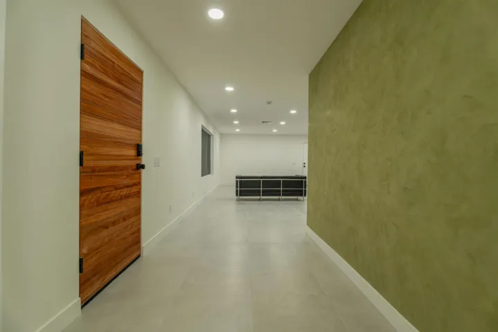 Deborah_Interior-14