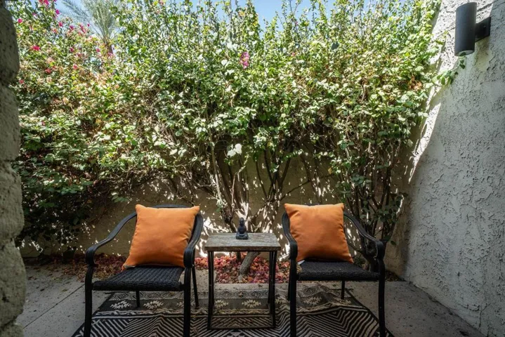 3rd bedroom patio