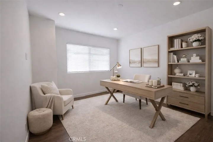 Virtually staged