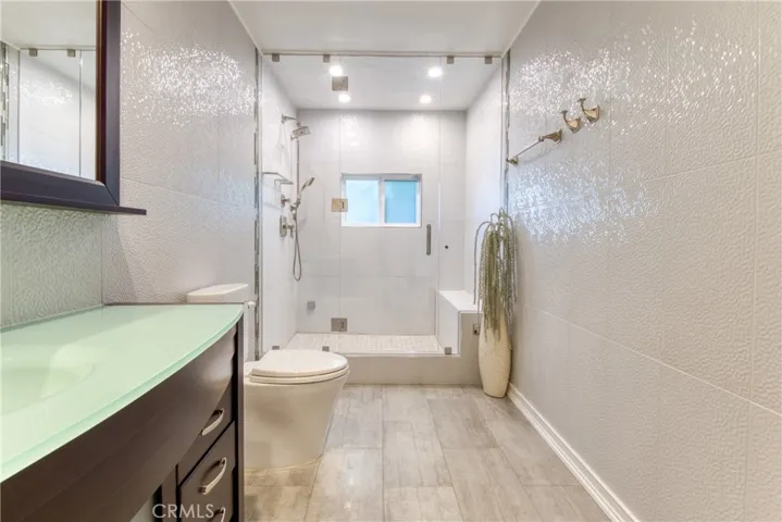 Bathroom 1 Main Home