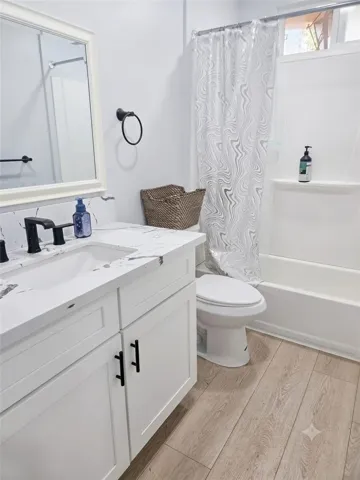 18914 Harnett Street, Porter Ranch, California 91326