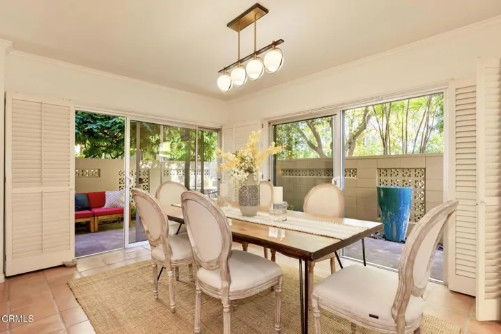 1255 S Orange Grove #1_low Res 029