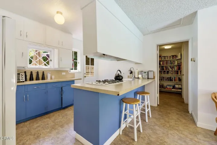 1255 S Orange Grove #1_low Res 004