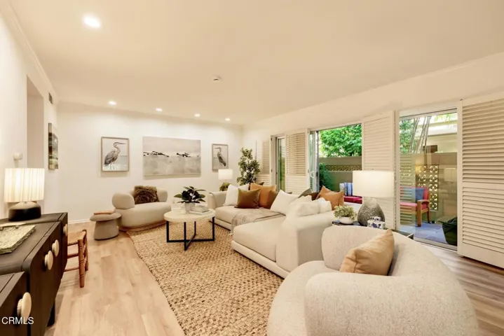 1255 S Orange Grove #1_low Res 026