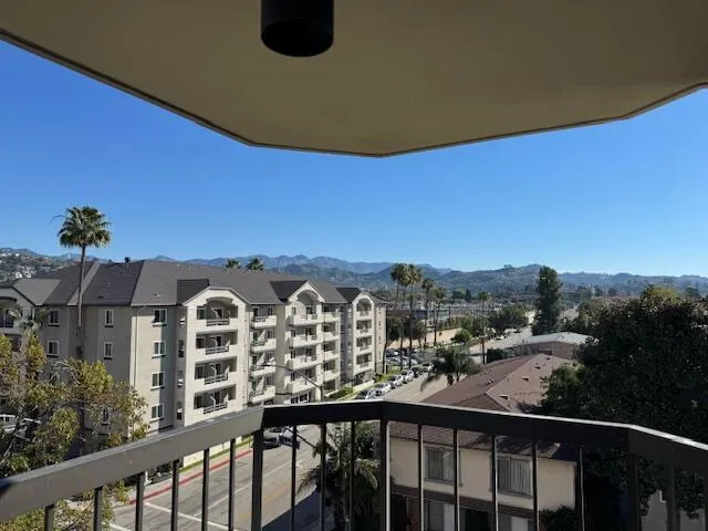Balcony 2