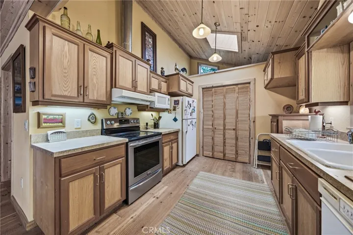 15306 Western Mine, Middletown, California 95461
