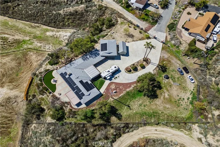 300 Anderson, Hemet, California 92544