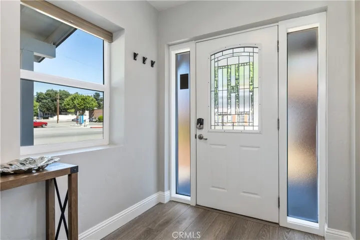 Front Unit Entry