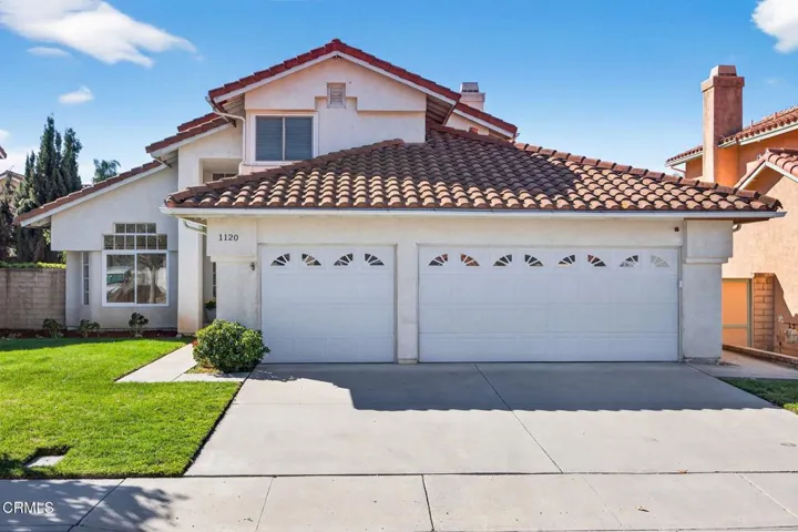 1-web-or-mls-Upmarket Media-1120 1st-083